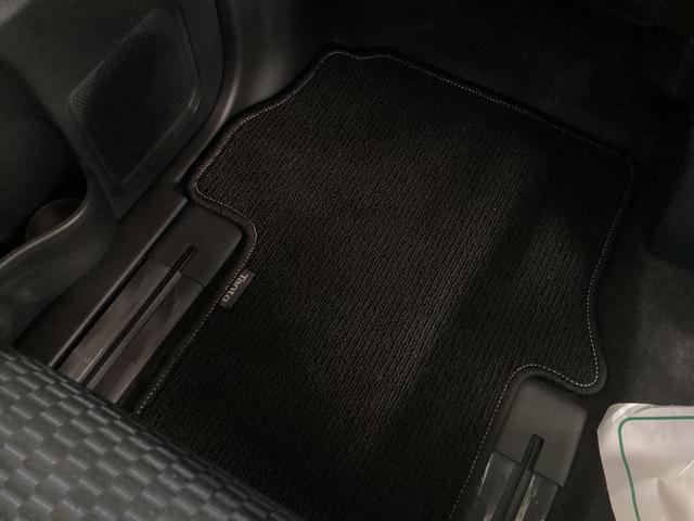 タントカスタムX衝突被害軽減ブレーキ 横滑り防止装置 オートハイビーム アイドリングストップ ステアリングスイッチ オートライト キーフリーシステム オートエアコン パノラマカメラ マット バイザー(岐阜県)の中古車