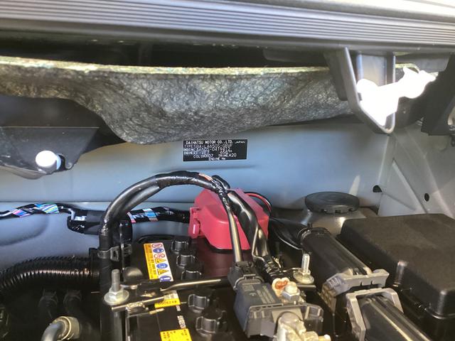 タントカスタムＸ衝突被害軽減ブレーキ　横滑り防止装置　オートハイビーム　アイドリングストップ　ステアリングスイッチ　オートライト　キーフリーシステム　オートエアコン　マット　バイザー（岐阜県）の中古車