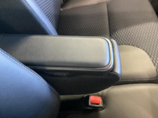 タントカスタムＸ衝突被害軽減ブレーキ　横滑り防止装置　オートハイビーム　アイドリングストップ　ステアリングスイッチ　オートライト　キーフリーシステム　オートエアコン　マット　バイザー（岐阜県）の中古車