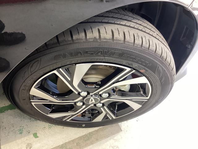 タントカスタムＸ衝突被害軽減ブレーキ　横滑り防止装置　オートハイビーム　アイドリングストップ　ステアリングスイッチ　オートライト　キーフリーシステム　オートエアコン　マット　バイザー（岐阜県）の中古車