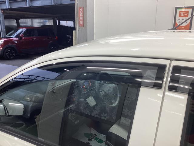 ミライースL SAIII衝突被害軽減ブレーキ 横滑り防止装置 オートハイビーム アイドリングストップ オートライト キーレス エアコン バックカメラ マット バイザー(岐阜県)の中古車