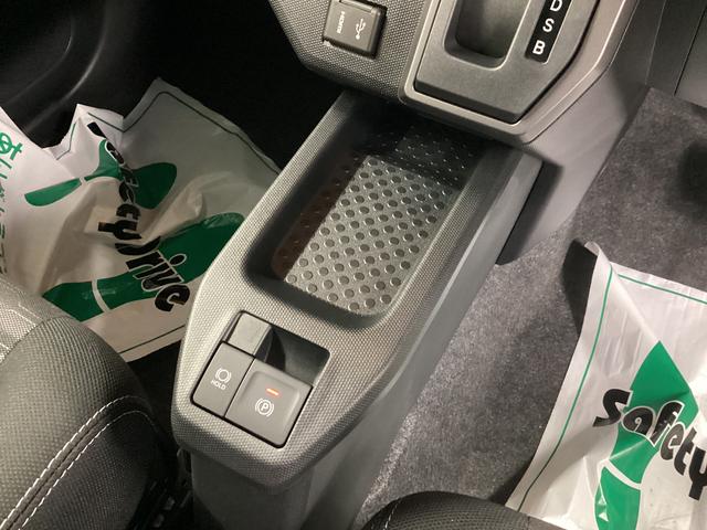 タフトG ダーククロムベンチャー衝突被害軽減ブレーキ 横滑り防止装置 オートハイビーム アイドリングストップ ステアリングスイッチ オートライト キーフリーシステム オートエアコン ディスプレイオーディオ(岐阜県)の中古車