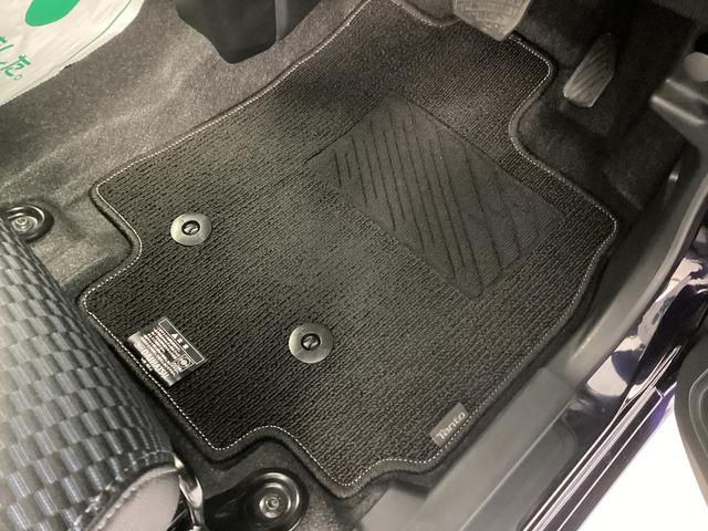 タントカスタムＲＳ衝突被害軽減ブレーキ　横滑り防止装置　４ＷＤ　オートハイビーム　アイドリングストップ　ステアリングスイッチ　オートライト　キーフリー　エアコン　ナビ　ドラレコ　パノラマカメラ　ＥＴＣ　マット　バイザー（岐阜県）の中古車