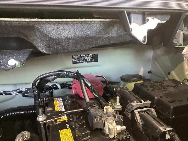 タントファンクロス衝突被害軽減ブレーキ 横滑り防止装置 オートハイビーム アイドリングストップ ステアリングスイッチ オートライト キーフリーシステム オートエアコン パノラマカメラ マット バイザー(岐阜県)の中古車