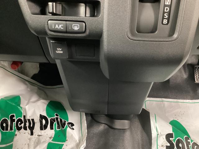 ハイゼットカーゴＤＸ衝突被害軽減ブレーキ　横滑り防止装置　４ＷＤ　ＣＶＴ　エアコン　パワステ　ラジオ　オートハイビーム　アイドリングストップ　オートライト（岐阜県）の中古車