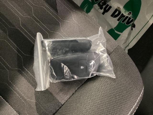 タフトＧターボ　ダーククロムベンチャー衝突被害軽減ブレーキ　横滑り防止装置　オートハイビーム　アイドリングストップ　ステアリングスイッチ　オートライト　キーフリーシステム　オートエアコン　パノラマカメラ（岐阜県）の中古車