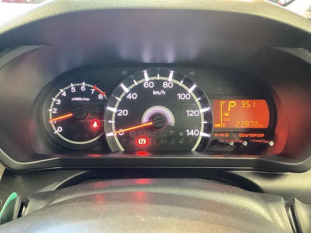 ムーヴＸリミテッドII　ＳＡIII衝突被害軽減ブレーキ　横滑り防止装置　オートハイビーム　アイドリングストップ　ステアリングスイッチ　オートライト　キーフリーシステム　オートエアコン　社外ナビ　マット　バイザー（岐阜県）の中古車