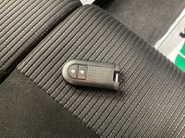 ムーヴＸリミテッドII　ＳＡIII衝突被害軽減ブレーキ　横滑り防止装置　オートハイビーム　アイドリングストップ　ステアリングスイッチ　オートライト　キーフリーシステム　オートエアコン　社外ナビ　マット　バイザー（岐阜県）の中古車