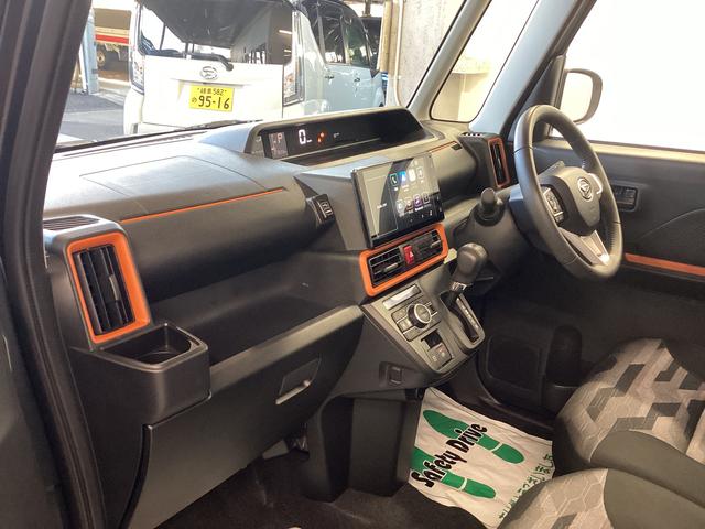 タントファンクロスターボ衝突被害軽減ブレーキ 横滑り防止装置 オートハイビーム アイドリングストップ ステアリングスイッチ オートライト キーフリーシステム オートエアコン ディスプレイオーディオ バックカメラ(岐阜県)の中古車