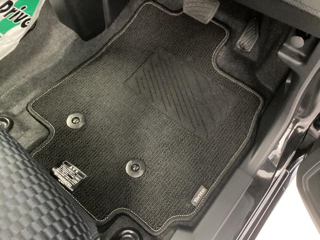 タントカスタムＲＳ衝突被害軽減ブレーキ　横滑り防止装置　オートハイビーム　アイドリングストップ　ステアリングスイッチ　オートライト　キーフリーシステム　オートエアコン　ナビ　ドラレコ　パノラマカメラ　ＥＴＣ　マット（岐阜県）の中古車