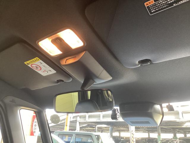 タントカスタムＲＳ衝突被害軽減ブレーキ　横滑り防止装置　オートハイビーム　アイドリングストップ　ステアリングスイッチ　オートライト　キーフリーシステム　オートエアコン　ナビ　ドラレコ　パノラマカメラ　ＥＴＣ　マット（岐阜県）の中古車