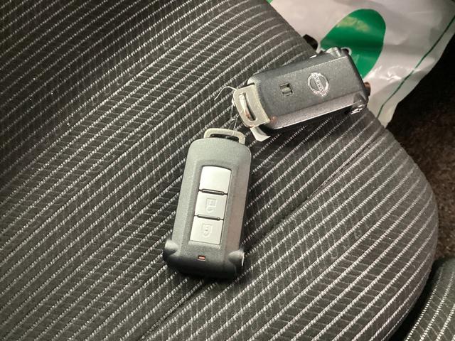 デイズルークスＸ　Ｖセレクション衝突被害軽減ブレーキ　横滑り防止装置　オートハイビーム　アイドリングストップ　ステアリングスイッチ　オートライト　キーフリーシステム　オートエアコン　ナビ　全方位カメラ　マット（岐阜県）の中古車