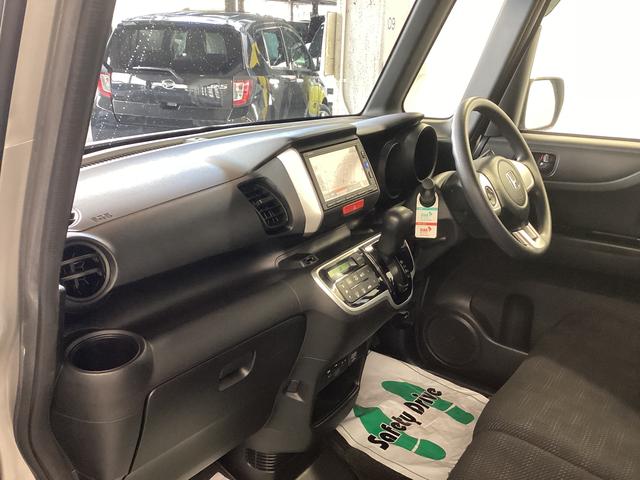 Ｎ−ＢＯＸＧ・Ｌパッケージエアコン　パワステ　ナビ　ＥＴＣ　バックカメラ　マット　バイザー（岐阜県）の中古車