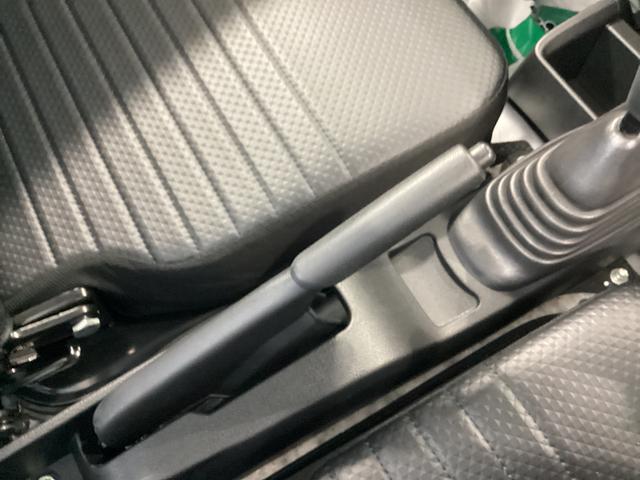 ハイゼットトラックスタンダード衝突被害軽減ブレーキ 横滑り防止装置 4WD MT エアコン パワステ ラジオ オートハイビーム アイドリングストップ オートライト マット バイザー(岐阜県)の中古車