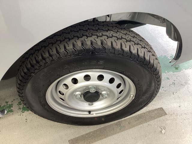 ハイゼットトラックスタンダード衝突被害軽減ブレーキ 横滑り防止装置 4WD MT エアコン パワステ ラジオ オートハイビーム アイドリングストップ オートライト マット バイザー(岐阜県)の中古車