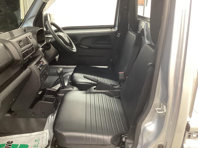 ハイゼットトラックスタンダード衝突被害軽減ブレーキ 横滑り防止装置 4WD CVT エアコン パワステ ラジオ オートハイビーム アイドリングストップ オートライト マット バイザー(岐阜県)の中古車