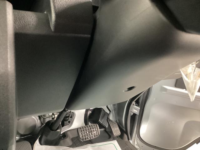 ハイゼットトラックスタンダード衝突被害軽減ブレーキ 横滑り防止装置 4WD CVT エアコン パワステ ラジオ オートハイビーム アイドリングストップ オートライト マット バイザー(岐阜県)の中古車