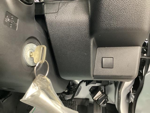 ハイゼットトラックスタンダード衝突被害軽減ブレーキ 横滑り防止装置 4WD CVT エアコン パワステ ラジオ オートハイビーム アイドリングストップ オートライト マット バイザー(岐阜県)の中古車