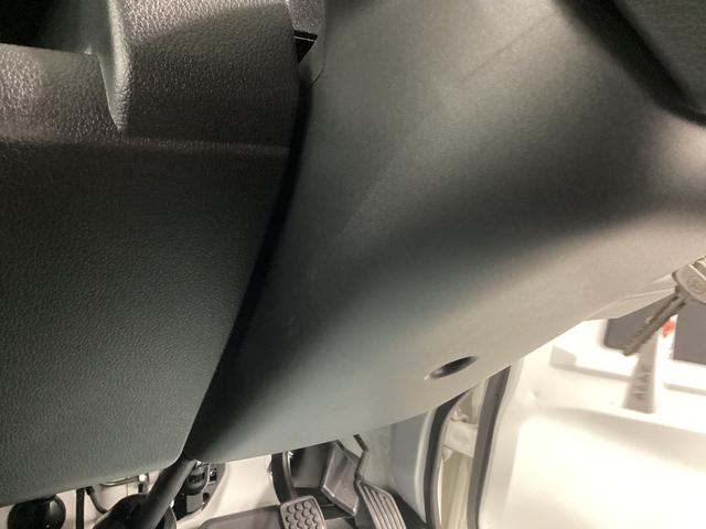 ハイゼットトラックスタンダード衝突被害軽減ブレーキ 横滑り防止装置 4WD MT エアコン パワステ ラジオ オートハイビーム アイドリングストップ オートライト マット バイザー(岐阜県)の中古車