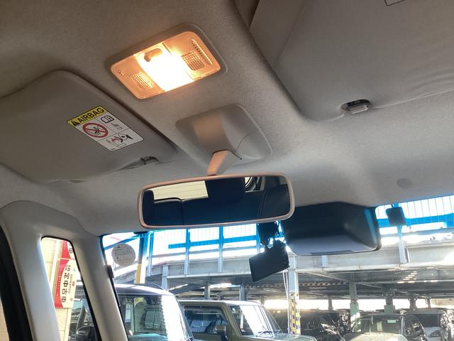 タントカスタムX トップエディションVS SAIII衝突被害軽減ブレーキ 横滑り防止装置 オートハイビーム アイドリングストップ ステアリングスイッチ オートライト キーフリーシステム ナビ パノラマカメラ ETC 社外ドラレコ マット バイザー(岐阜県)の中古車