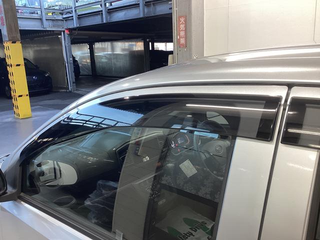 ミライースL SAIII衝突被害軽減ブレーキ 横滑り防止装置 オートハイビーム アイドリングストップ ステアリングスイッチ オートライト キーフリーシステム オートエアコン マット バイザー(岐阜県)の中古車