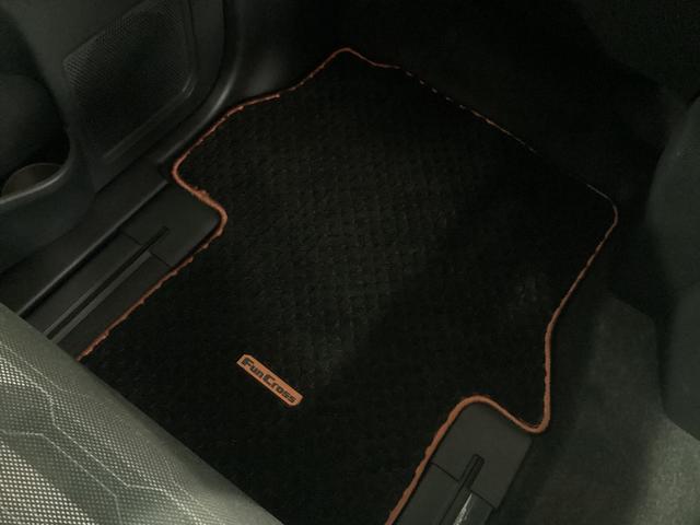 タントファンクロスターボ衝突被害軽減ブレーキ 横滑り防止装置 オートハイビーム アイドリングストップ ステアリングスイッチ オートライト キーフリーシステム オートエアコン ナビ ドラレコ パノラマカメラ ETC マット(岐阜県)の中古車