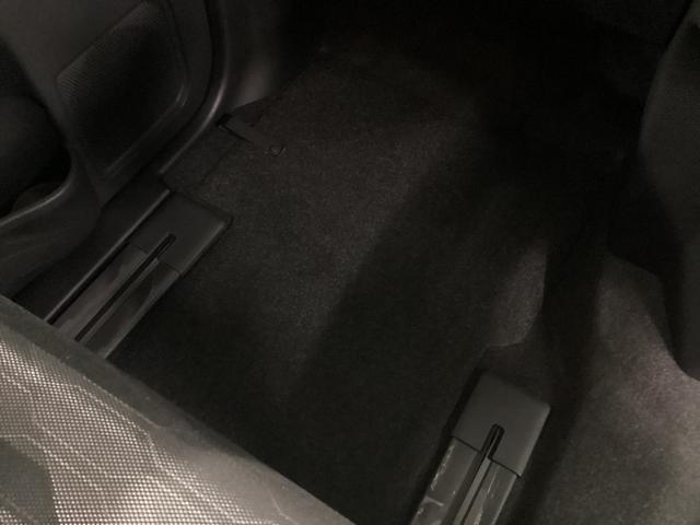 タントファンクロス衝突被害軽減ブレーキ　横滑り防止装置　オートハイビーム　アイドリングストップ　ステアリングスイッチ　オートライト　キーフリーシステム　オートエアコン　ディスプレイオーディオ　バックカメラ（岐阜県）の中古車