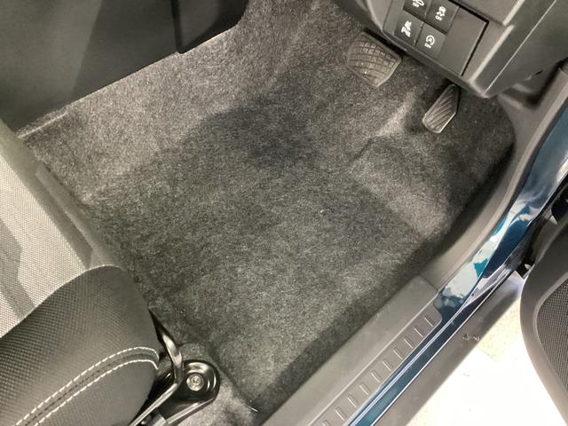 タフトＧ　クロムベンチャー衝突被害軽減ブレーキ　横滑り防止装置　オートハイビーム　アイドリングストップ　ステアリングスイッチ　オートライト　キーフリーシステム　オートエアコン　パノラマカメラ（岐阜県）の中古車