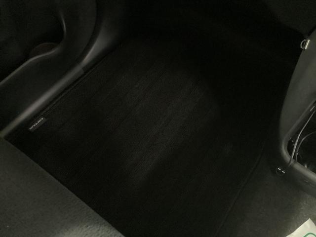 ムーヴキャンバスＧブラックインテリアリミテッド　ＳＡIII衝突被害軽減ブレーキ　横滑り防止装置　オートハイビーム　アイドリングストップ　ステアリングスイッチ　キーフリー　オートエアコン　ナビ　パノラマカメラ　ＥＴＣ　　社外ドラレコ　マット　バイザー（岐阜県）の中古車