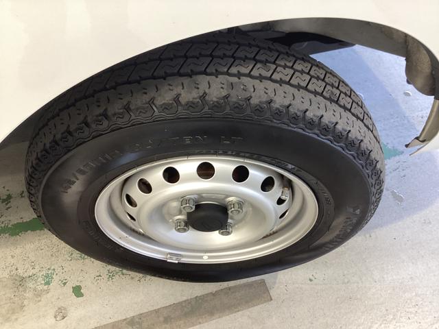 ハイゼットトラックスタンダードSAIIIt衝突被害軽減ブレーキ 横滑り防止装置 4WD MT エアコン パワステ ラジオ マット バイザー(岐阜県)の中古車