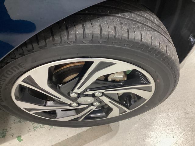 タントカスタムＲＳスタイルセレクション衝突被害軽減ブレーキ　横滑り防止装置　オートハイビーム　アイドリングストップ　ステアリングスイッチ　オートライト　キーフリーム　オートエアコン　ナビ　ドラレコ　バックカメラ　ＥＴＣ　マット　バイザー（岐阜県）の中古車