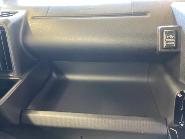 タントカスタムＸ衝突被害軽減ブレーキ　横滑り防止装置　オートハイビーム　アイドリングストップ　ステアリングスイッチ　オートライト　キーフリーシステム　オートエアコン　ディスプレイオーディオ　バックカメラ（岐阜県）の中古車