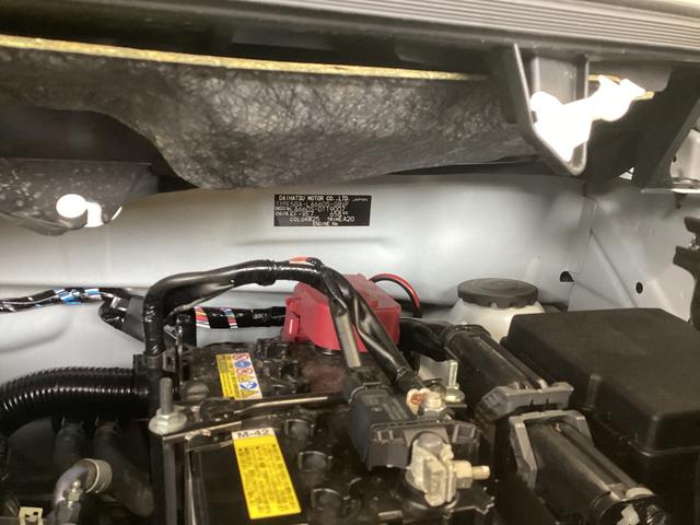 タントカスタムＸ衝突被害軽減ブレーキ　横滑り防止装置　４ＷＤ　オートハイビーム　アイドリングストップ　ステアリングスイッチ　オートライト　キーフリーシステム　オートエアコン　ナビ　ドラレコ　パノラマカメラ　ＥＴＣ（岐阜県）の中古車