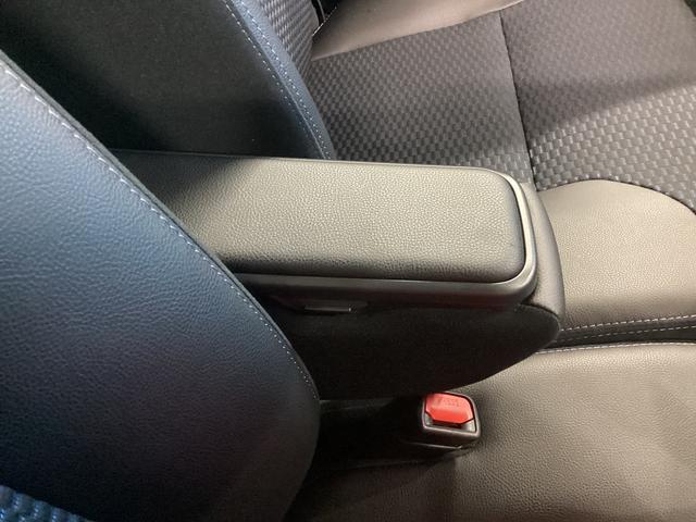 タントカスタムX衝突被害軽減ブレーキ 横滑り防止装置 オートハイビーム アイドリングストップ ステアリングスイッチ オートライト キーフリーシステム オートエアコン ディスプレイオーディオ バックカメラ(岐阜県)の中古車