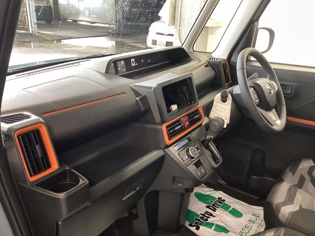 タントファンクロスターボ衝突被害軽減ブレーキ 横滑り防止装置 オートハイビーム アイドリングストップ ステアリングスイッチ オートライト キーフリーシステム オートエアコン パノラマカメラ(岐阜県)の中古車