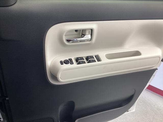 ムーヴキャンバスストライプスＧ衝突被害軽減ブレーキ　横滑り防止装置　オートハイビーム　アイドリングストップ　ステアリングスイッチ　オートライト　キーフリーシステム　オートエアコン　バックカメラ　マット　バイザー（岐阜県）の中古車