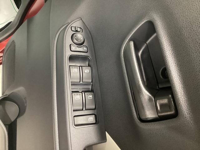 タントＸ衝突被害軽減ブレーキ　横滑り防止装置　オートハイビーム　アイドリングストップ　ステアリングスイッチ　オートライト　キーフリーシステム　オートエアコン　バックカメラ（岐阜県）の中古車