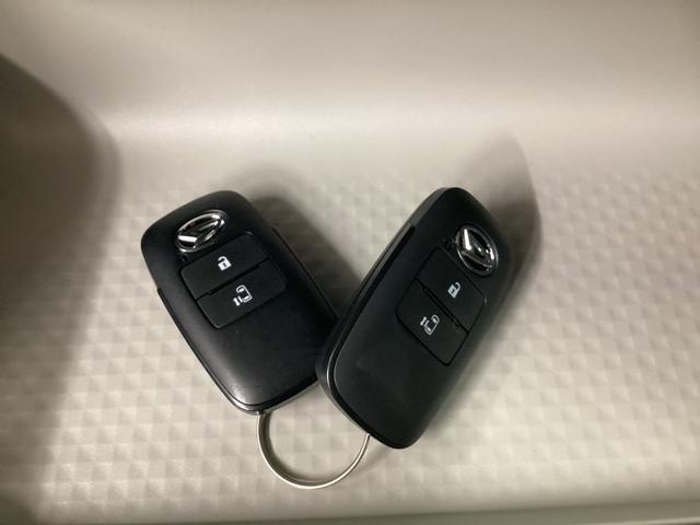 タントＸ衝突被害軽減ブレーキ　横滑り防止装置　オートハイビーム　アイドリングストップ　ステアリングスイッチ　オートライト　キーフリーシステム　オートエアコン　バックカメラ（岐阜県）の中古車