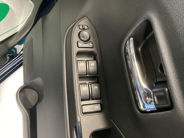 タントカスタムＲＳ衝突被害軽減ブレーキ　横滑り防止装置　オートハイビーム　アイドリングストップ　ステアリングスイッチ　オートライト　キーフリーシステム　オートエアコン　ディスプレイオーディオ　バックカメラ（岐阜県）の中古車