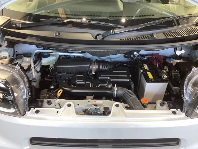 タントＸ衝突被害軽減ブレーキ　横滑り防止装置　オートハイビーム　アイドリングストップ　ステアリングスイッチ　オートライト　キーフリーシステム　オートエアコン　バックカメラ（岐阜県）の中古車