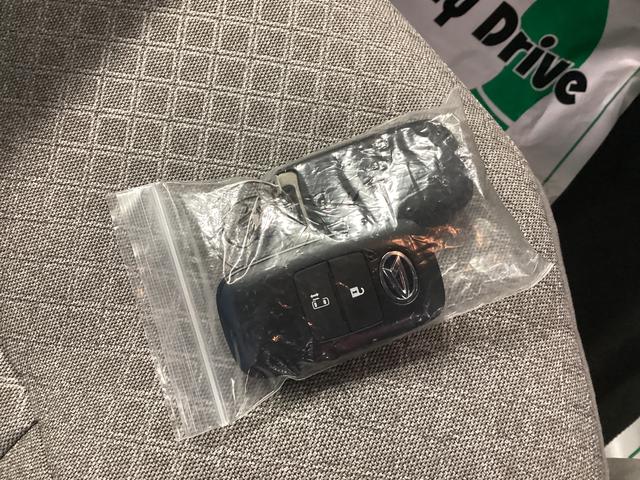 タントＸ衝突被害軽減ブレーキ　横滑り防止装置　オートハイビーム　アイドリングストップ　ステアリングスイッチ　オートライト　キーフリーシステム　オートエアコン　バックカメラ（岐阜県）の中古車