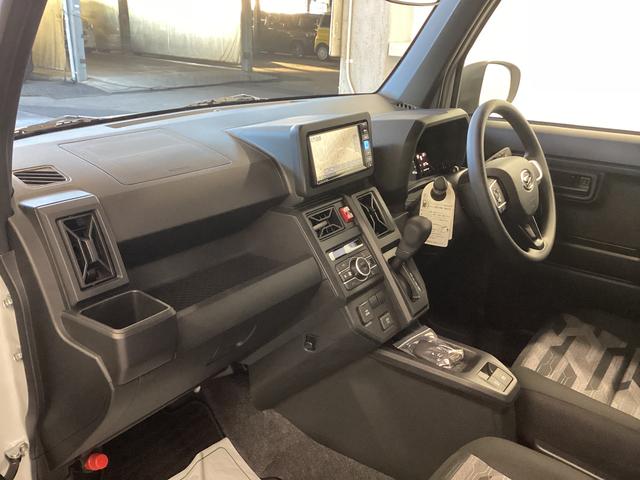 タフトＸ衝突被害軽減ブレーキ　横滑り防止装置　オートハイビーム　アイドリングストップ　ステアリングスイッチ　オートライト　キーフリーシステム　オートエアコン　ナビ　ドラレコ　バックカメラ　ＥＴＣ　マット（岐阜県）の中古車