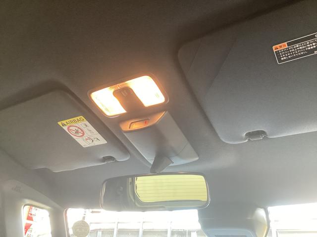 タントカスタムＲＳ衝突被害軽減ブレーキ　横滑り防止装置　オートハイビーム　アイドリングストップ　ステアリングスイッチ　オートライト　キーフリーシステム　オートエアコン　ディスプレイオーディオ　バックカメラ（岐阜県）の中古車