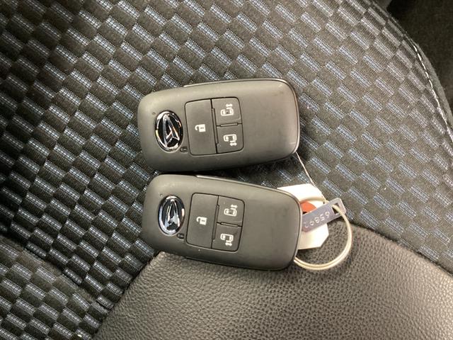 タントカスタムＲＳ衝突被害軽減ブレーキ　横滑り防止装置　オートハイビーム　アイドリングストップ　ステアリングスイッチ　オートライト　キーフリーシステム　オートエアコン　ディスプレイオーディオ　バックカメラ（岐阜県）の中古車