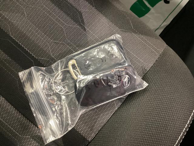 タフトG ダーククロムベンチャー衝突被害軽減ブレーキ 横滑り防止装置 オートハイビーム アイドリングストップ ステアリングスイッチ オートライト キーフリーシステム オートエアコン ナビ ドラレコ ETC マット(岐阜県)の中古車