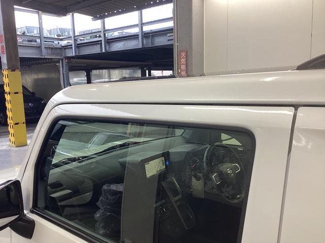 タフトＧ　ダーククロムベンチャー衝突被害軽減ブレーキ　横滑り防止装置　オートハイビーム　アイドリングストップ　ステアリングスイッチ　オートライト　キーフリーシステム　オートエアコン　ナビ　ドラレコ　ＥＴＣ　マット（岐阜県）の中古車