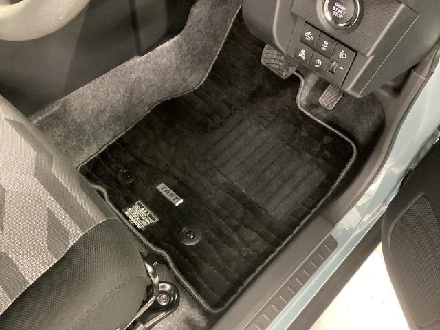 タフトＸ衝突被害軽減ブレーキ　横滑り防止装置　オートハイビーム　アイドリングストップ　ステアリングスイッチ　オートライト　キーフリーシステム　オートエアコン　パノラマカメラ　マット　バイザー（岐阜県）の中古車