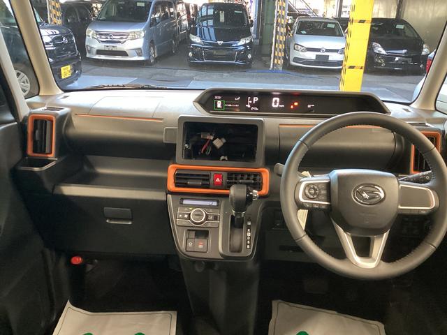 タントファンクロスターボ衝突被害軽減ブレーキ　横滑り防止装置　オートハイビーム　アイドリングストップ　ステアリングスイッチ　オートライト　キーフリーシステム　オートエアコン（岐阜県）の中古車