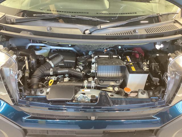 タントファンクロスターボ衝突被害軽減ブレーキ　横滑り防止装置　オートハイビーム　アイドリングストップ　ステアリングスイッチ　オートライト　キーフリーシステム　オートエアコン（岐阜県）の中古車