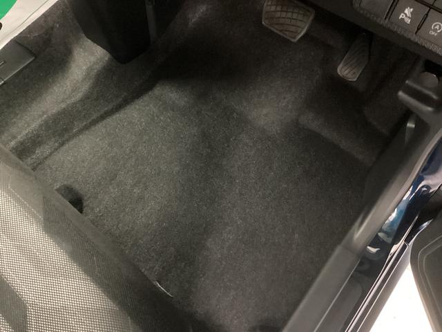 タントファンクロスターボ衝突被害軽減ブレーキ　横滑り防止装置　オートハイビーム　アイドリングストップ　ステアリングスイッチ　オートライト　キーフリーシステム　オートエアコン（岐阜県）の中古車